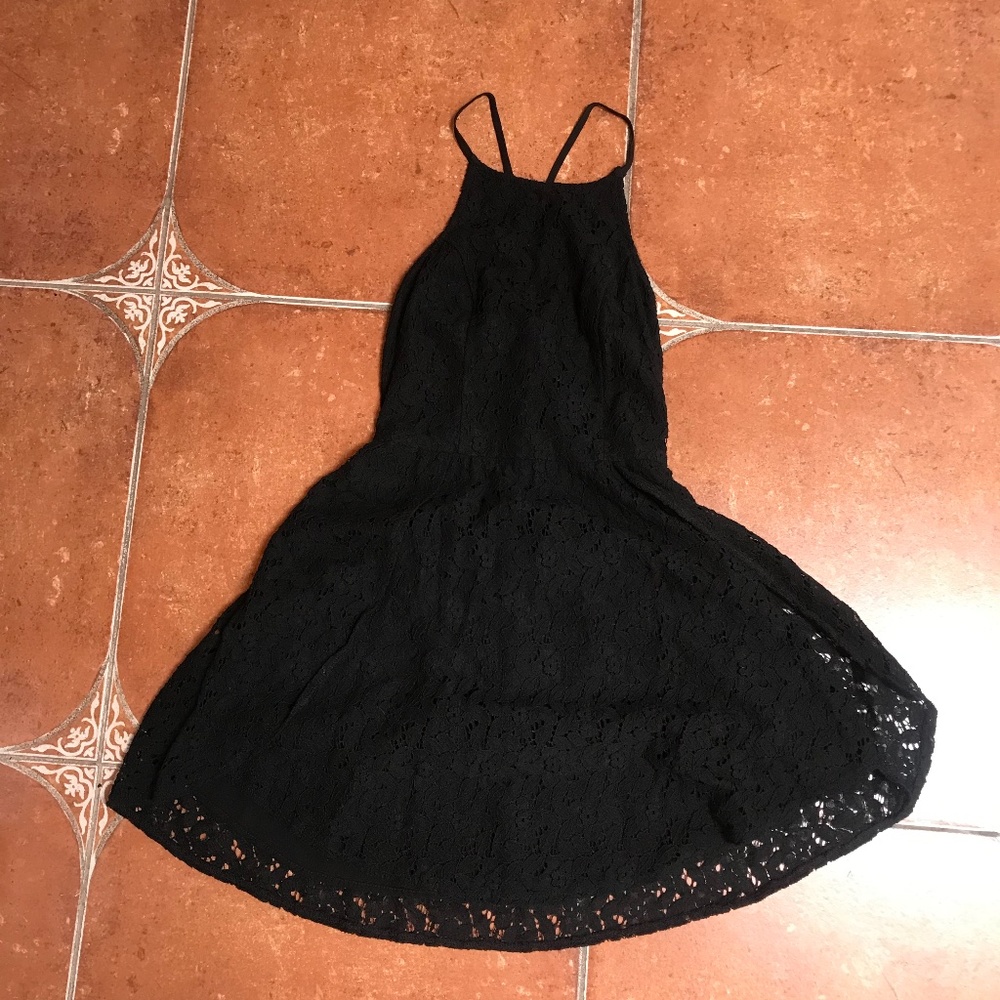 ABERCROMBIE & FITCH BLACK HALTER LACE DRESS